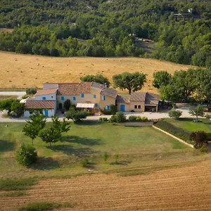  Hébergement de vacances Domaine De La Marie Dans Le Luberon